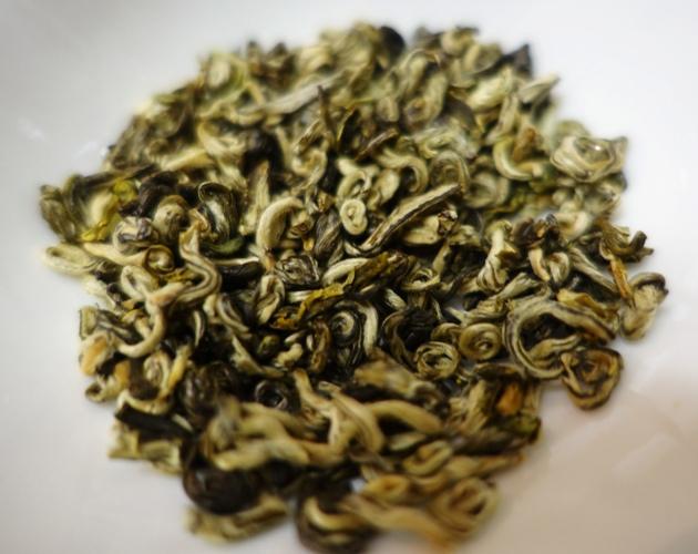 Frische chinesische grüner Tee-Einlegeblätter Biluochun für Restaurants der hohen Qualität