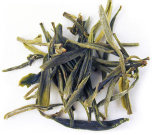 China Frische verarbeitende grüne Teeblätter, gelber Gebirgsungeheftet-grüner Tee fournisseur